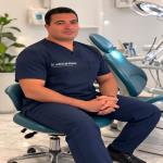 اخصائي طب الفم و جراحه تجميل وزراعة الأسنان اخصائي طب الفم و جراحه تجميل وزراعة الأسنان