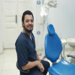 أخصائي طب الفم و الاسنان أخصائي طب الفم و الاسنان