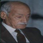 يقدم الخدمة بواسطة اساتذة متخصصون بكليات الطب في امراض الكبد و الجهاز الهضمي