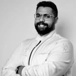 Specialist  in root canal treatment and cosmetic dentistry