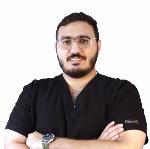 اخصائي طب وجراجه الفم و الاسنان 