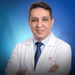 مدرس و إستشاري جراحة المخ والأعصاب والعمود الفقري بالقصر العيني-جامعة القاهرة.