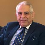 استاذ أمراض القلب و الاوعية الدموية