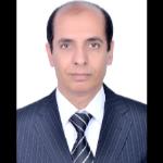 استاذ جراحه العظام و العمود الفقرى