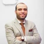 استشاري جراحة المخ والأعصاب