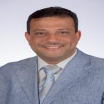 استشارى الأنف و أذن و حنجرة - جامعة عين شمس .