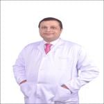 استشاري جراحة المخ والاعصاب ومناظير العمود الفقري 