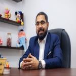 اخصائي طب الاطفال و حديثي الولاده