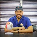 استشاري طب وجراحة العيون وجراحات الشبكية، زميل كلية الجراحين الملكية البريطانية بأدنبره استشاري طب وجراحة العيون وجراحات الشبكية، زميل كلية الجراحين الملكية البريطانية بأدنبره