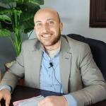 استشاري جراحة العظام
