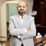 استشاري طب السمع و الاتزان 