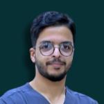 أخصائي طب الأسنان العام
