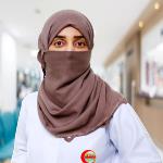 طبيبة أسنان 