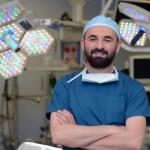 أخصائي جراحة العظام و المفاصل و العمود الفقري و الطب الرياضي