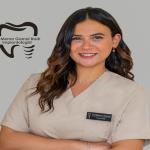 اخصائي طب الفم و الاسنان و علاج الجذور و تركيبات و حشو وتجميل الاسنان