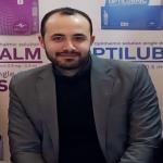 أخصائي طب وجراحة العيون