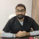 أخصائى تجميل وزراعة الأسنان -حاصل على البورد الألمانى فى زراعة الأسنان وزميل الجمعية الألمانية فى زراعة الأسنان 