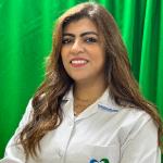 إخصائية طب أسنان الأطفال 