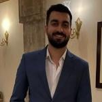 أخصائي أسنان