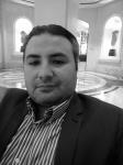 أخصائي في امراض وجراحة العين