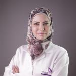 طبيبة أخصائية جلدية وتجميل
