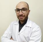 أخصائي طب و جراحة العيون 