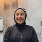 أخصائى طب الفم و تجميل الأسنان 