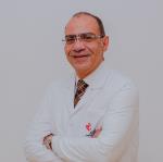 أستاذ الأمراض الصدرية - كلية الطب - قصر العيني