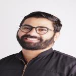Oral and cosmetic dentistry specialist / Master’s degree in fixed prosthodontics and dental implants, Mansoura University / Faculty member at Horus University