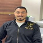 Specialist in oral and dental medicine, implants, root canal treatment, prosthetics, gum surgery, fillings, and cosmetic dentistry.