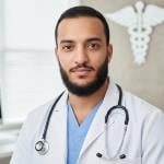اخصائي طب و جراحة العيون و تصحيح الابصار و الليزك